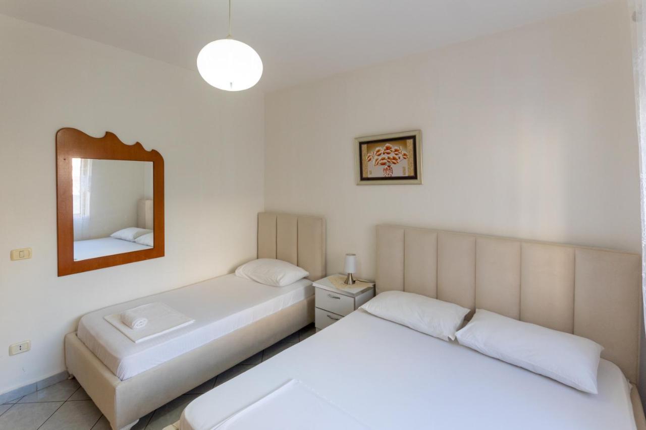 Comfortable Apartment Next To The Beach Durrës Zewnętrze zdjęcie